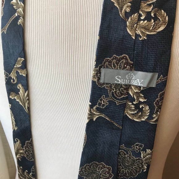 Surrey Men's Tie - Picture 3 of 3